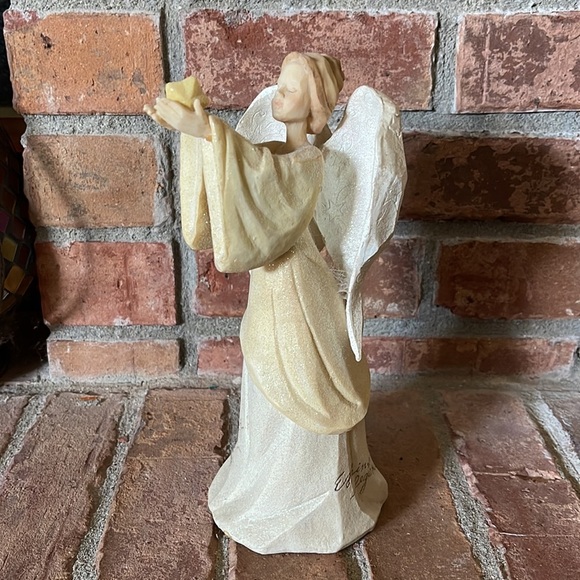 Enesco Foundations by Karen Hahn Angel Figurine Holding Star - Picture 5 of 6